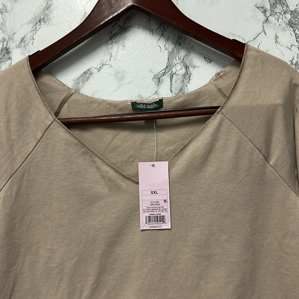 Wild Fable Women’s Long Sleeve V Neck T-Shirt Size XXL